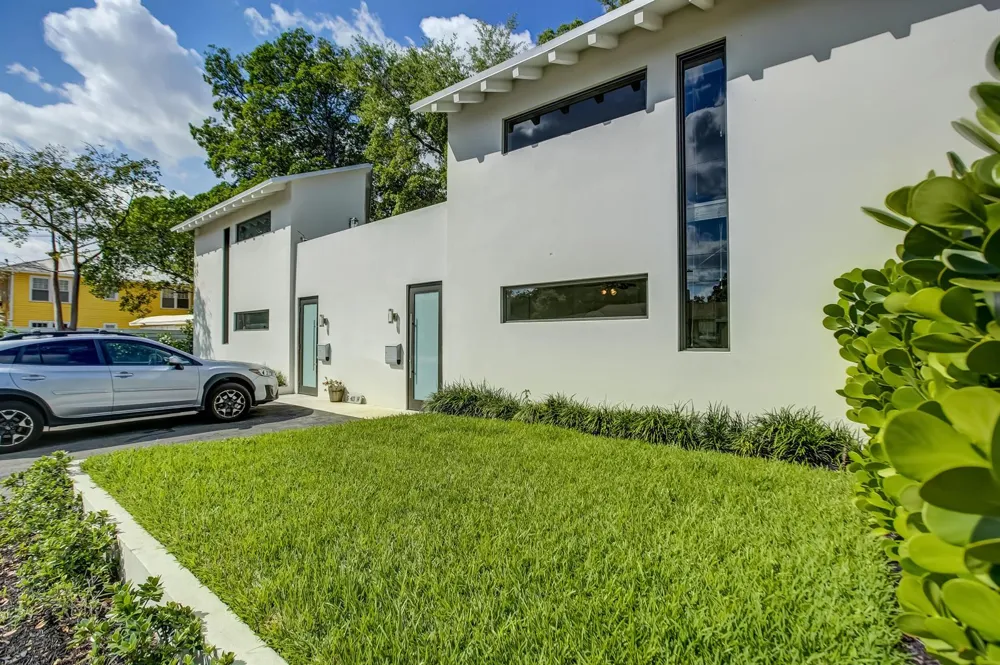 800 SW 4th Street #2 Fort Lauderdale, FL 33315
