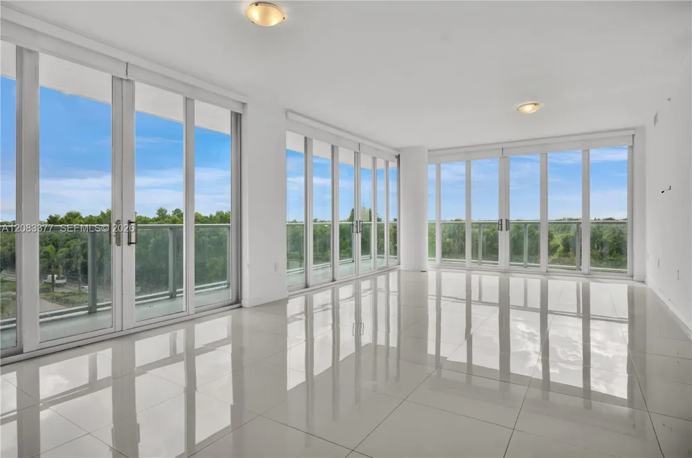 7825 NW 107th Ave #411 Doral, FL 33178