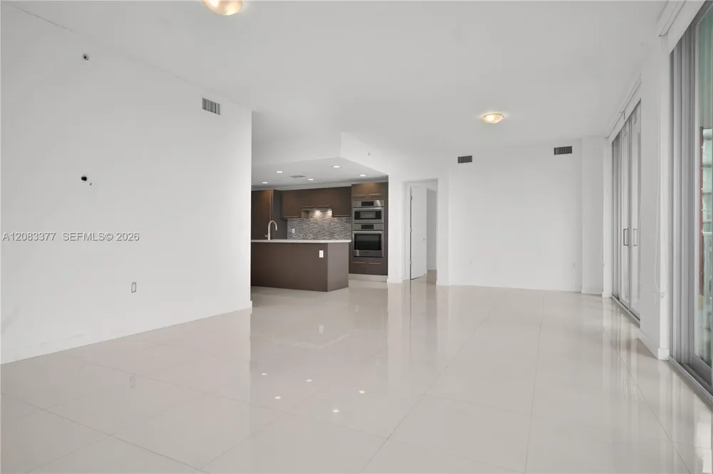 7825 NW 107th Ave #411 Doral, FL 33178