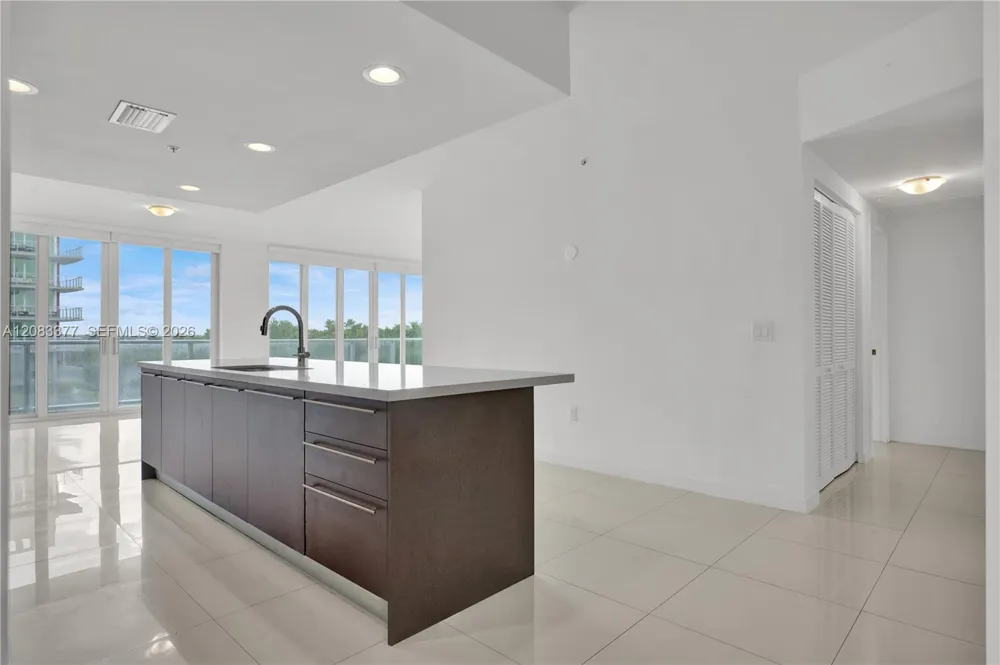 7825 NW 107th Ave #411 Doral, FL 33178