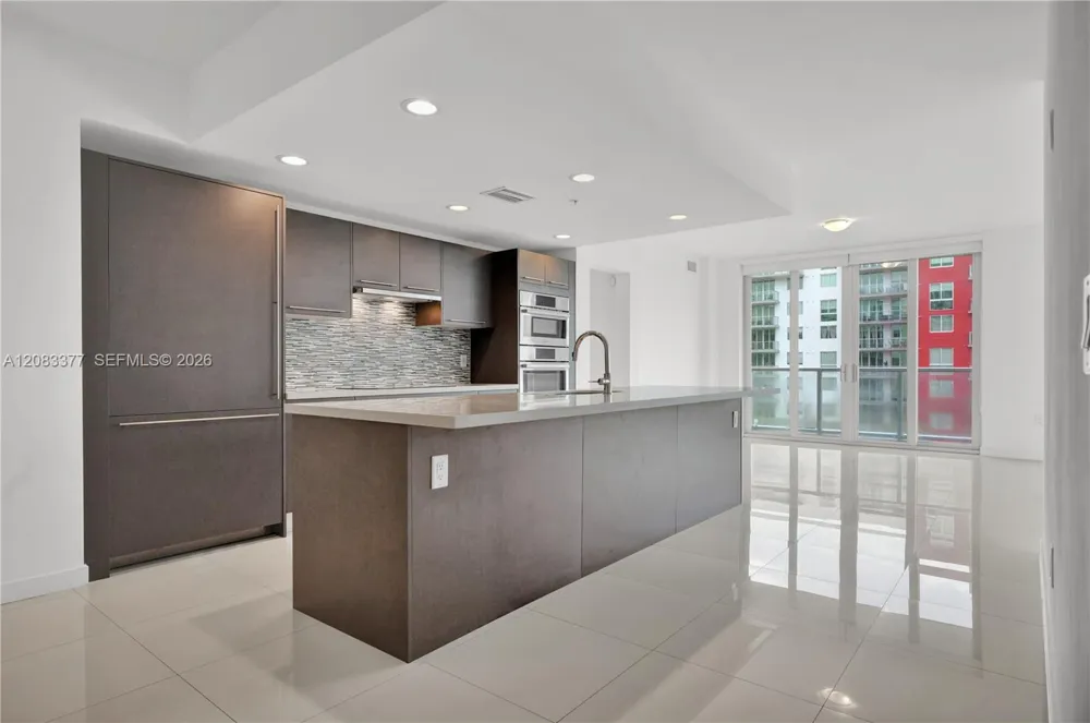 7825 NW 107th Ave #411 Doral, FL 33178