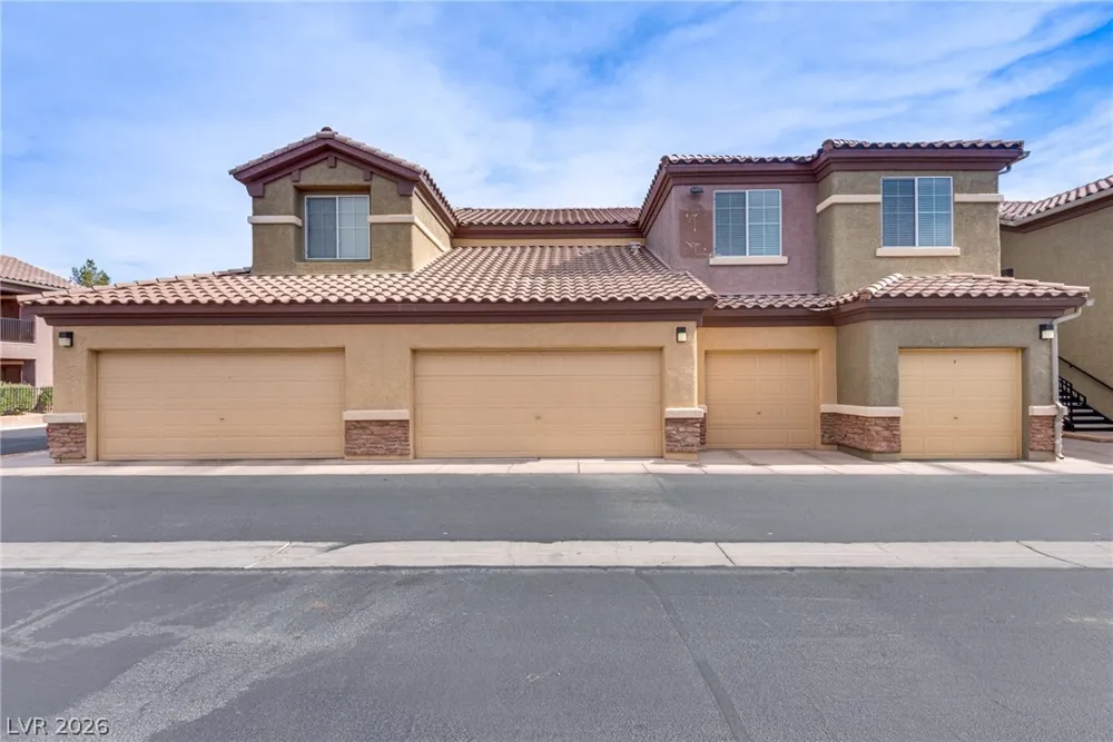6868 Sky Pointe Drive #1051 Las Vegas, NV 89131