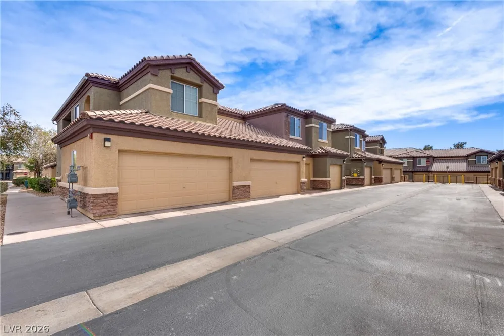 6868 Sky Pointe Drive #1051 Las Vegas, NV 89131