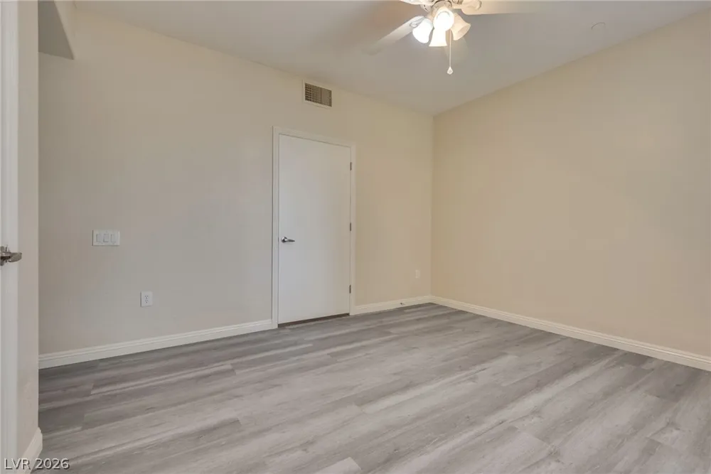 6868 Sky Pointe Drive #1051 Las Vegas, NV 89131