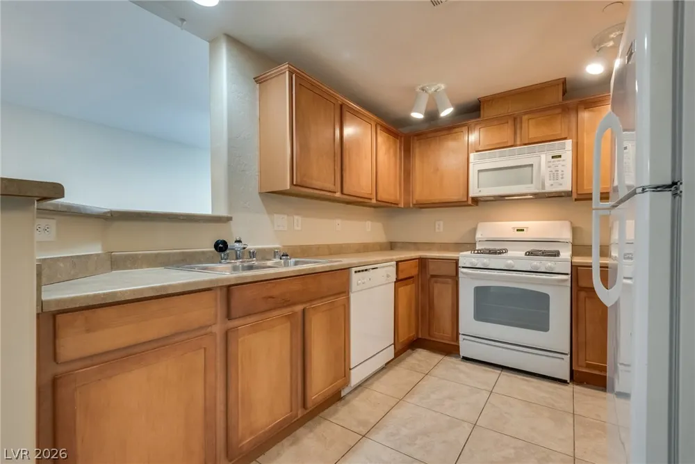 6868 Sky Pointe Drive #1051 Las Vegas, NV 89131