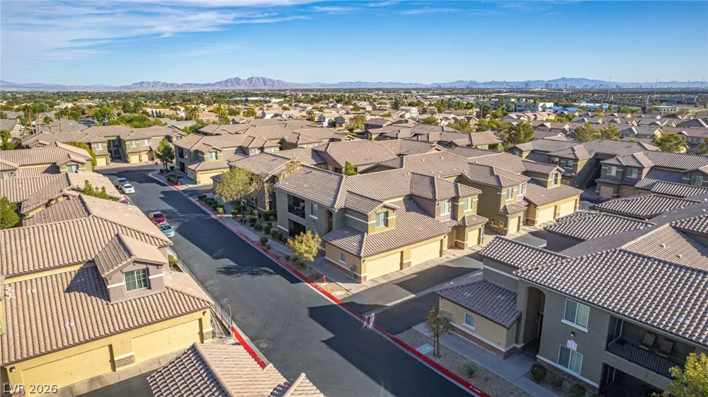 6868 Sky Pointe Drive #1051 Las Vegas, NV 89131