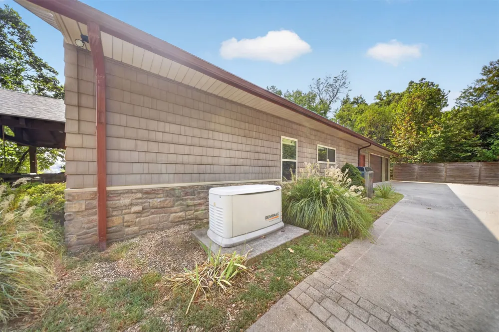 59796 E 318 LANE Grove, OK 74344