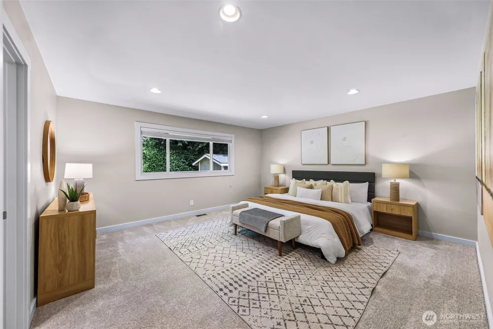 24124 NE 6th Place Sammamish, WA 98074