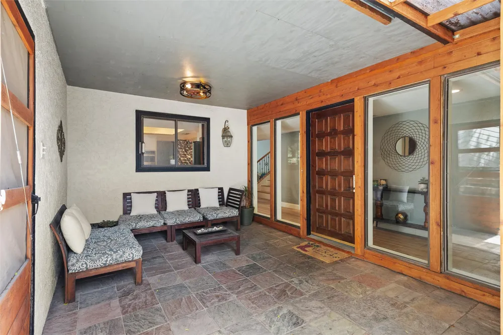 6110 Gardenridge Hollow Austin, TX 78750