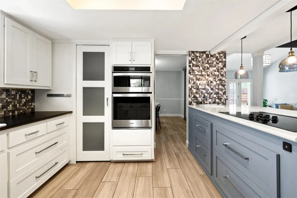 6110 Gardenridge Hollow Austin, TX 78750