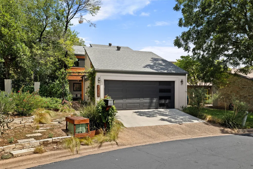 6110 Gardenridge Hollow Austin, TX 78750