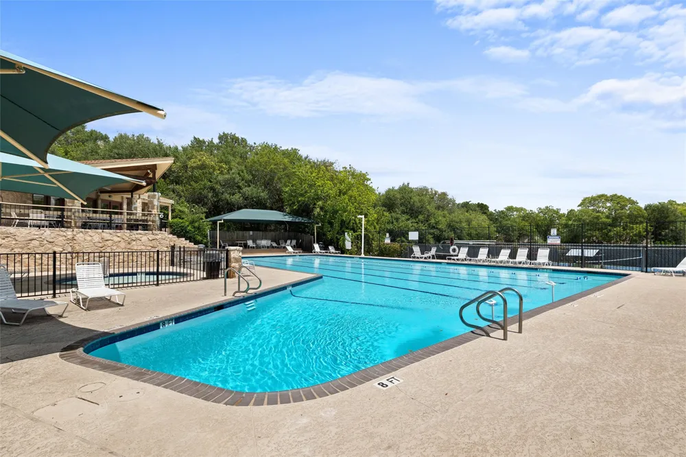 6110 Gardenridge Hollow Austin, TX 78750
