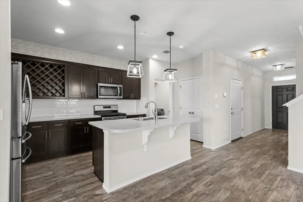 7917 Beacon Knob Way Austin, TX 78744
