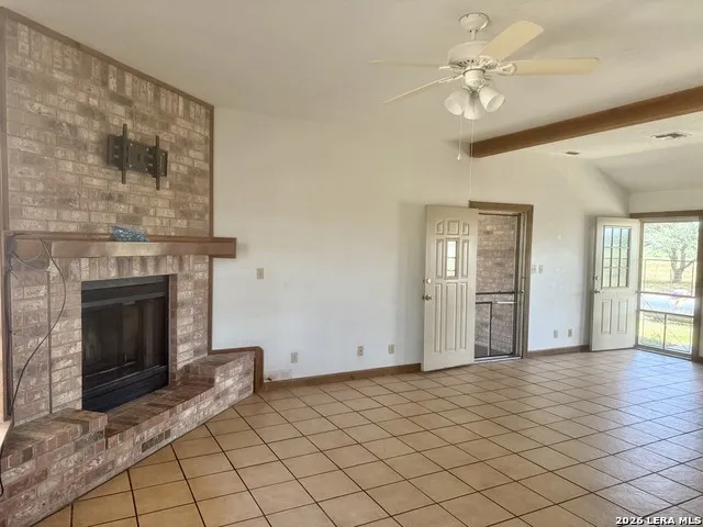 2952 Wofford Beeville, TX 78102