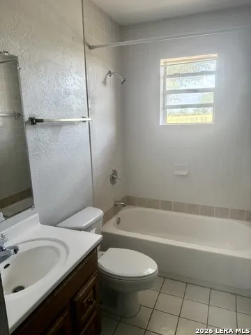2952 Wofford Beeville, TX 78102
