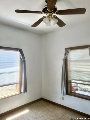 2952 Wofford Beeville, TX 78102