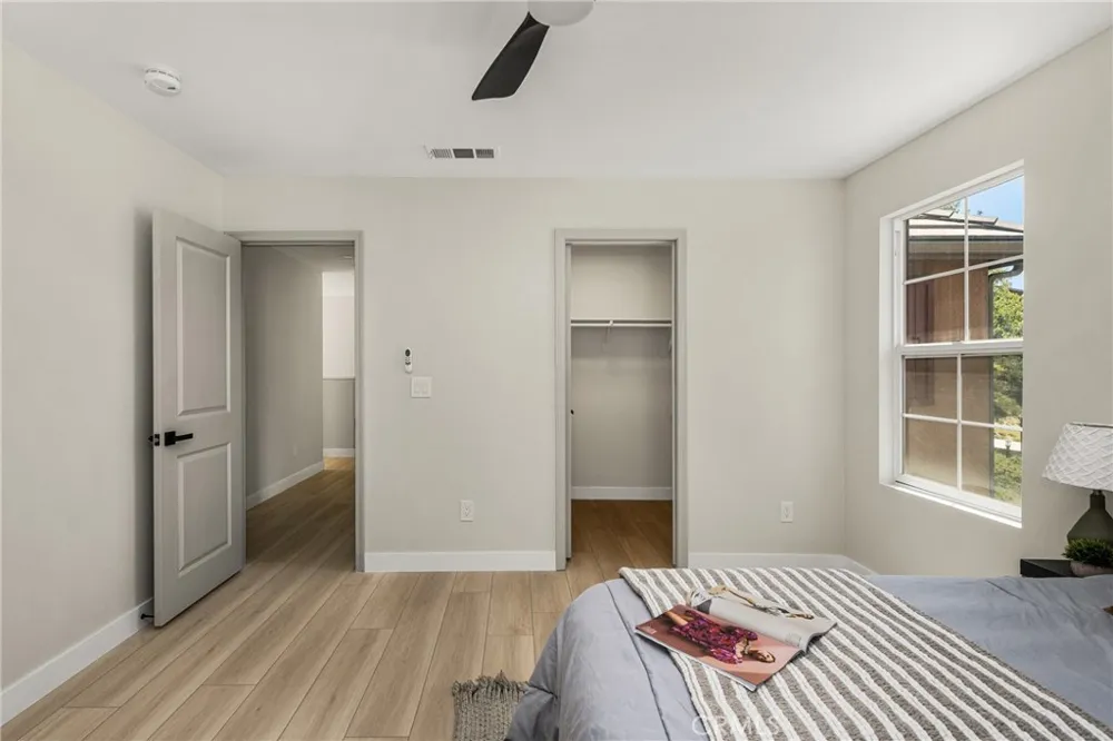 705 E Lemon Swirl Azusa, CA 91702