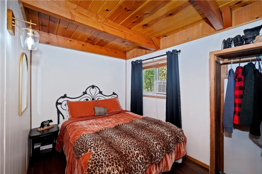 2428 Oak Drive Arrowbear, CA 92382
