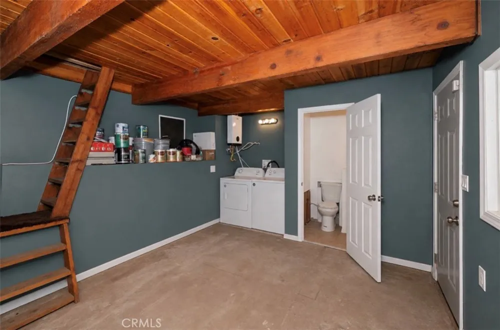 2428 Oak Drive Arrowbear, CA 92382