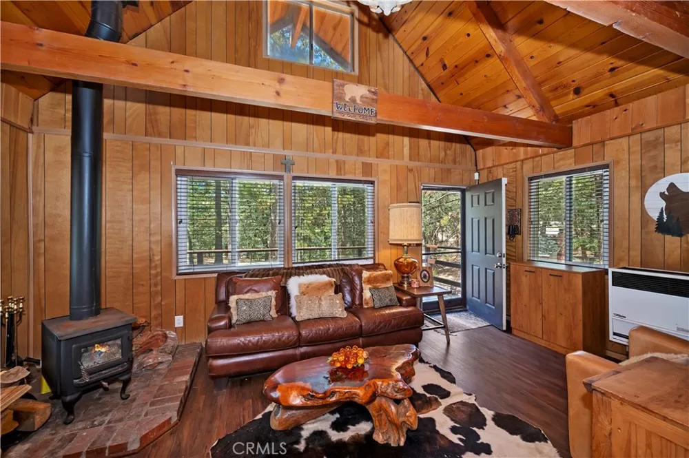 2428 Oak Drive Arrowbear, CA 92382