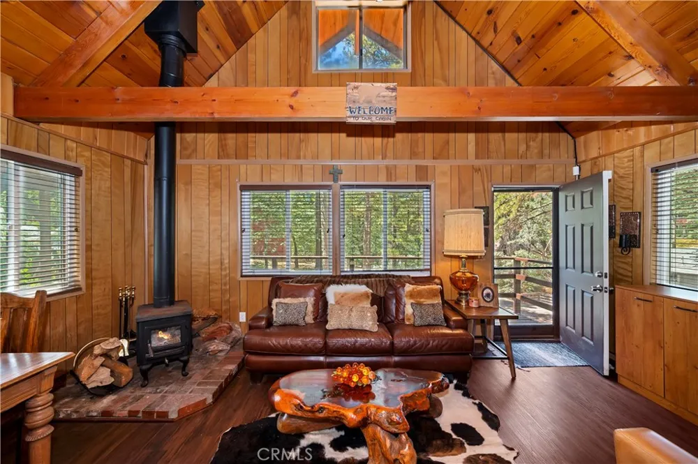 2428 Oak Drive Arrowbear, CA 92382