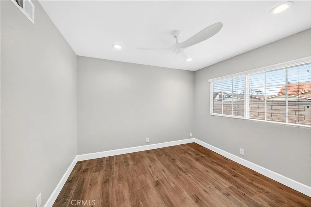 5372 Harvard Way Cypress, CA 90630