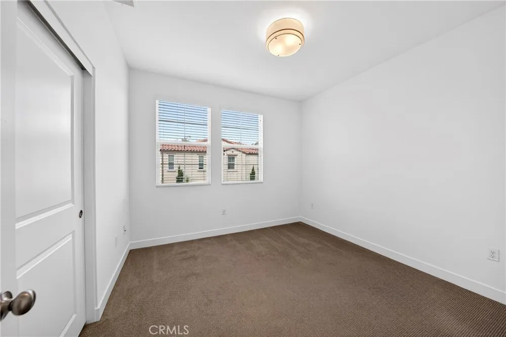 5372 Harvard Way Cypress, CA 90630