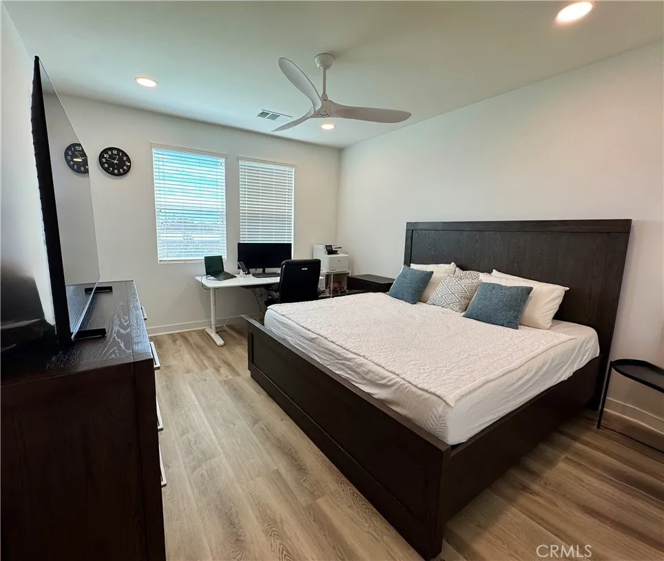 5372 Harvard Way Cypress, CA 90630