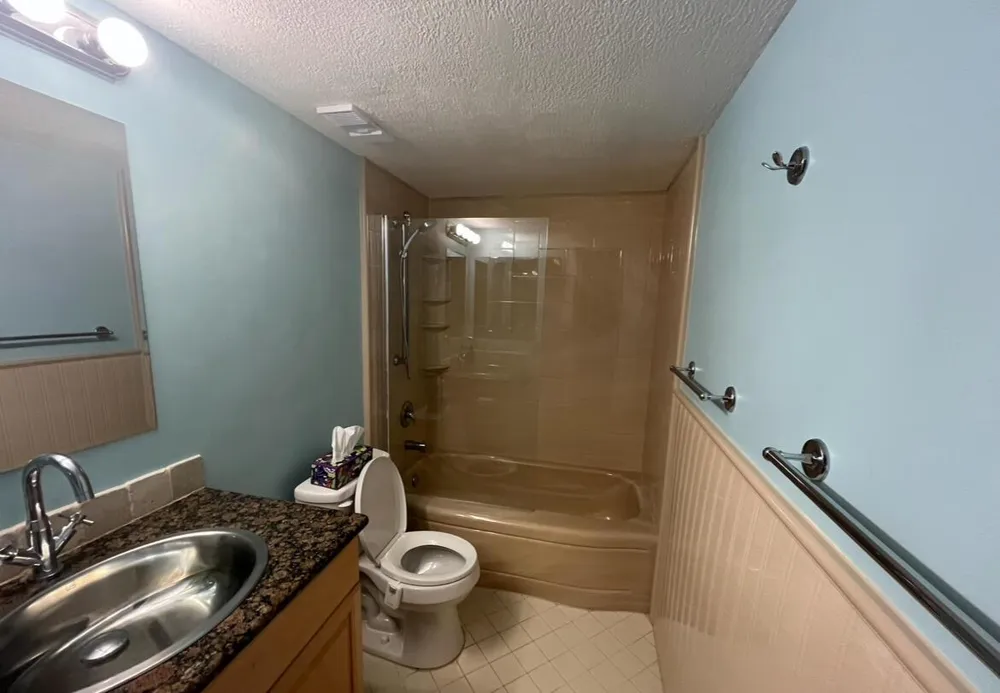 114 LAKE EMERALD DRIVE #401 Oakland Park, FL 33309