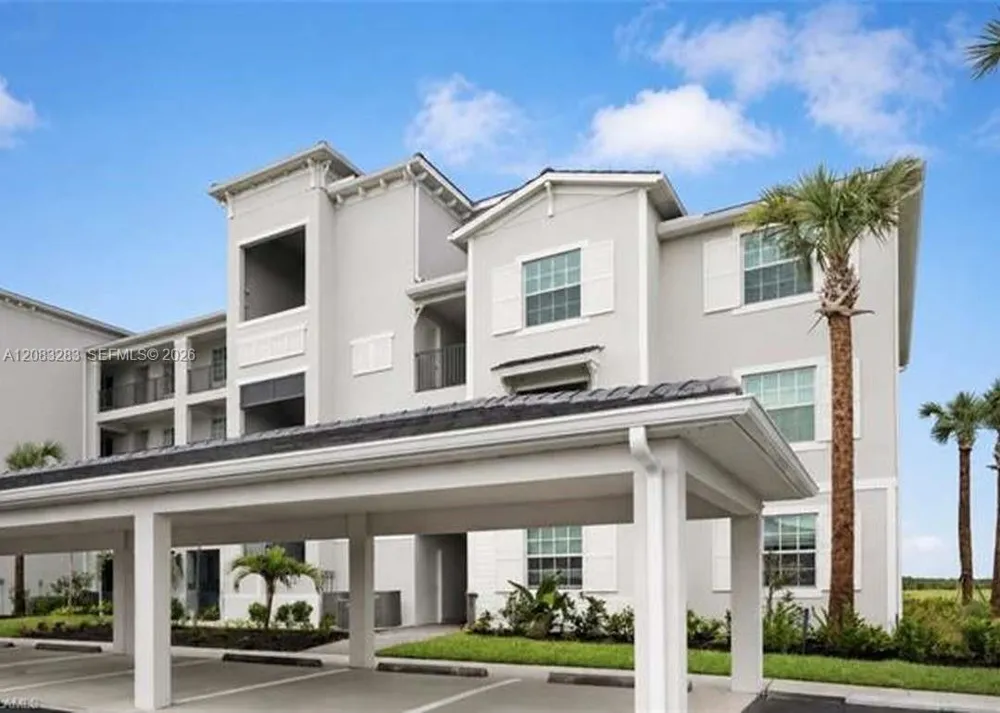 5651 DOUBLE EAGLE CIR #4327 Ave Maria, FL 34142