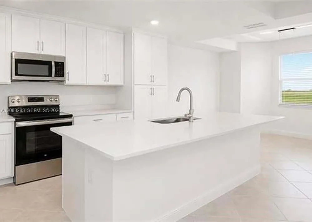 5651 DOUBLE EAGLE CIR #4327 Ave Maria, FL 34142