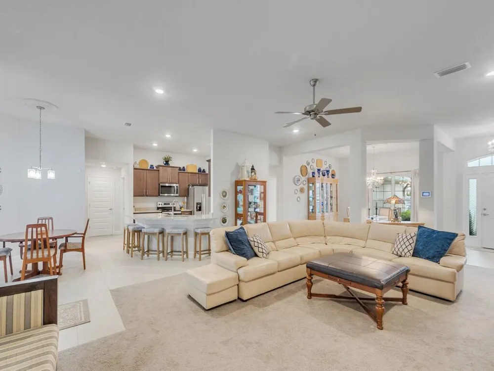 8332 Amalfi Circle Fort Pierce, FL 34951