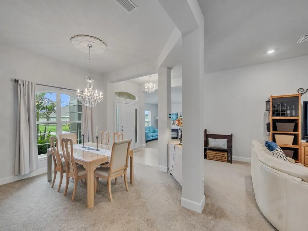 8332 Amalfi Circle Fort Pierce, FL 34951