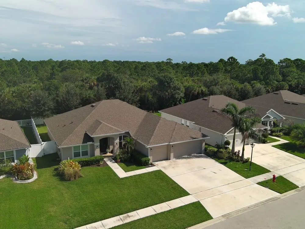 8332 Amalfi Circle Fort Pierce, FL 34951
