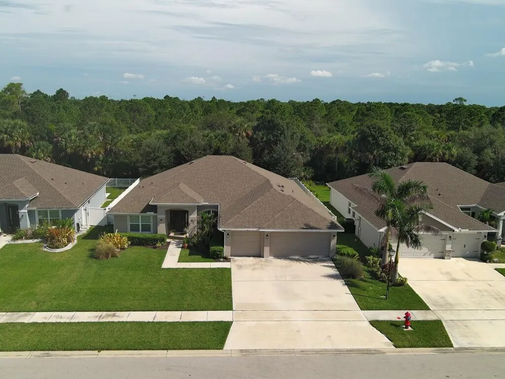 8332 Amalfi Circle Fort Pierce, FL 34951