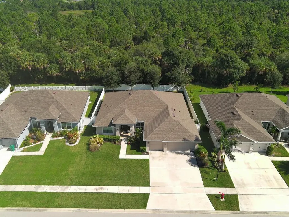 8332 Amalfi Circle Fort Pierce, FL 34951