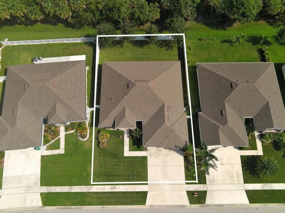 8332 Amalfi Circle Fort Pierce, FL 34951