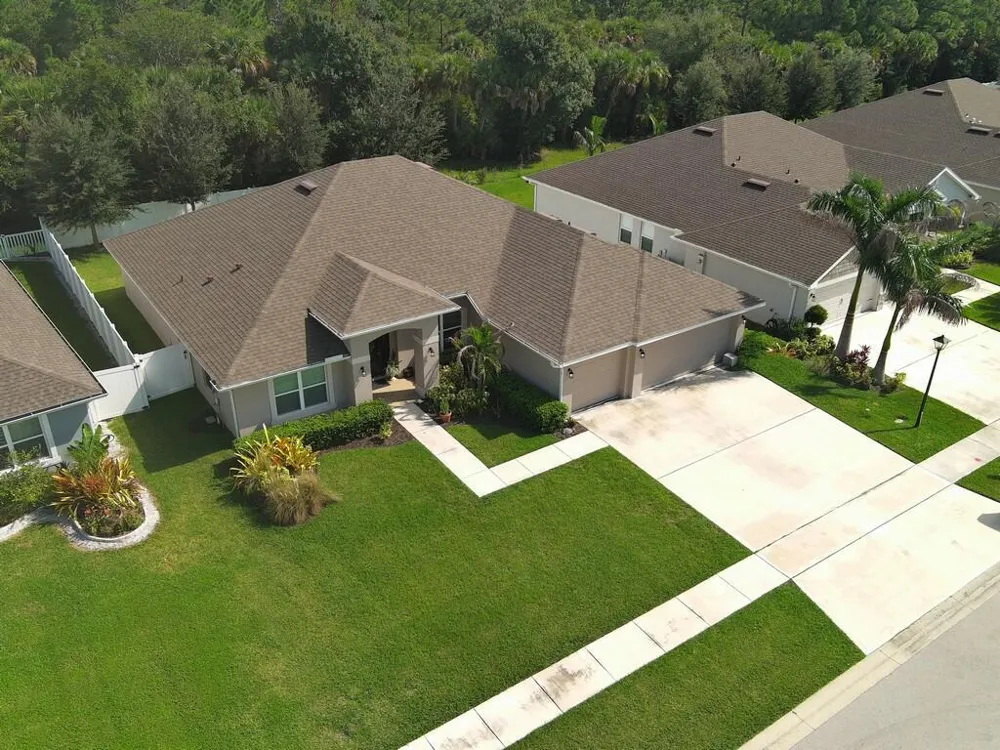 8332 Amalfi Circle Fort Pierce, FL 34951
