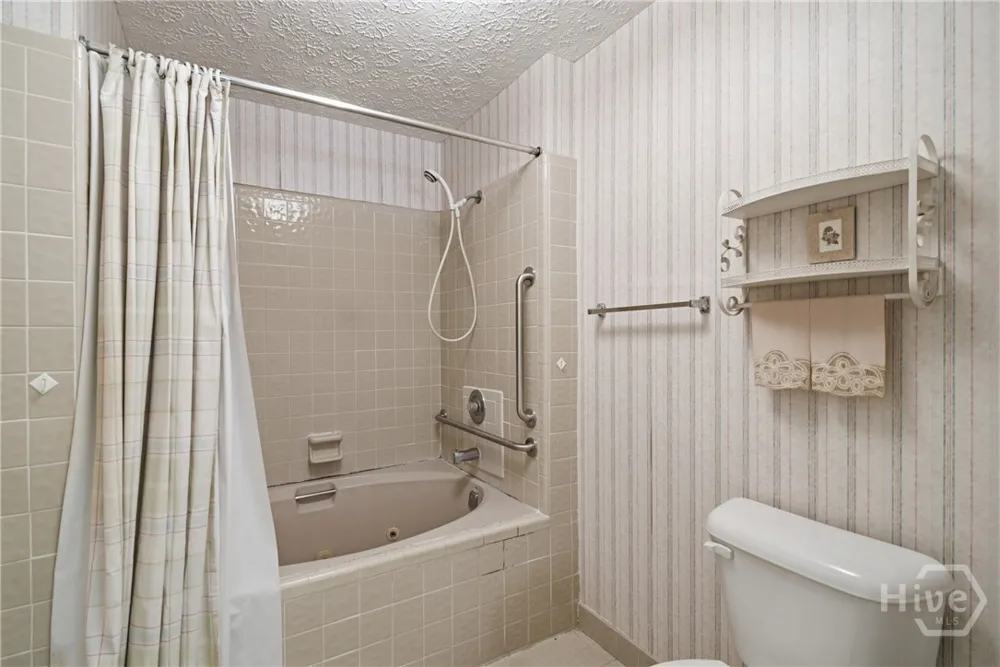 25 Vernon River Drive Savannah, GA 31419