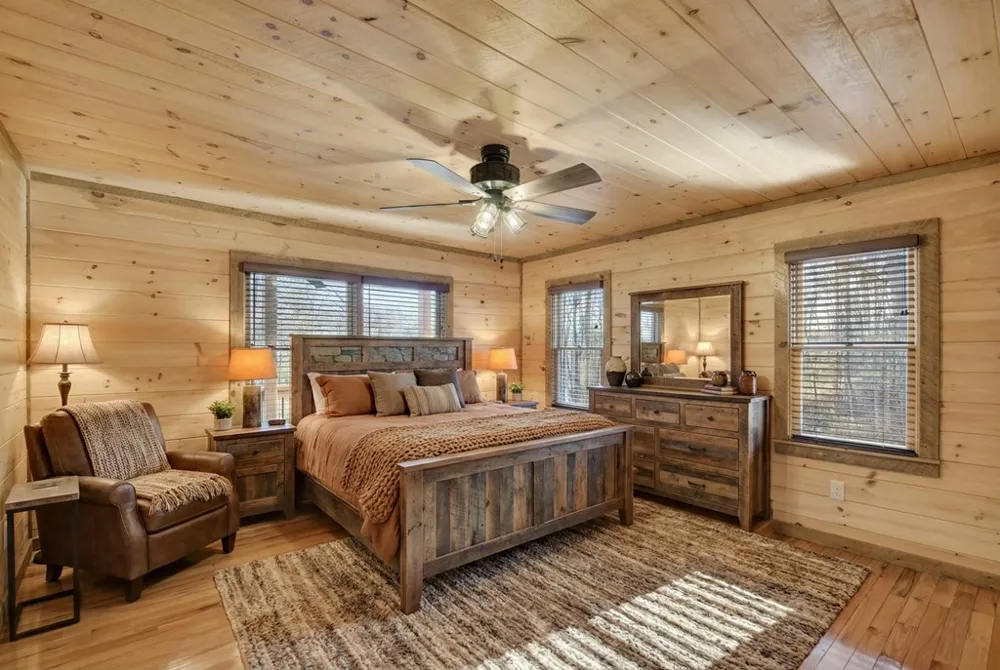 17 Dial Mountain Drive Blue Ridge, GA 30513