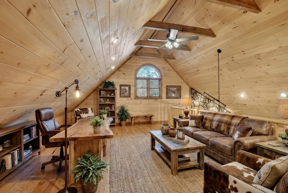17 Dial Mountain Drive Blue Ridge, GA 30513
