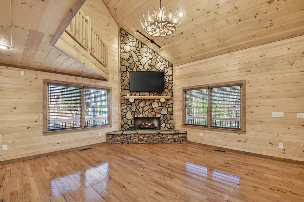 17 Dial Mountain Drive Blue Ridge, GA 30513