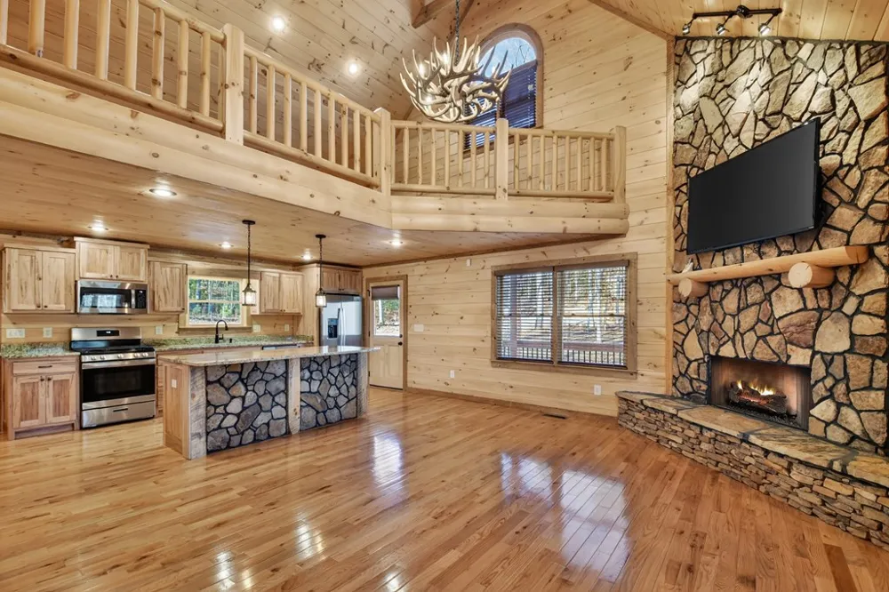 17 Dial Mountain Drive Blue Ridge, GA 30513
