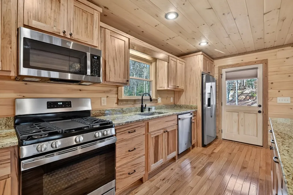 17 Dial Mountain Drive Blue Ridge, GA 30513