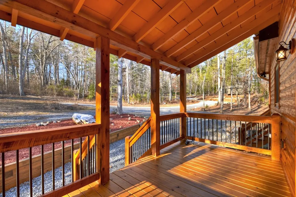 17 Dial Mountain Drive Blue Ridge, GA 30513