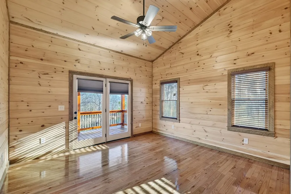 17 Dial Mountain Drive Blue Ridge, GA 30513