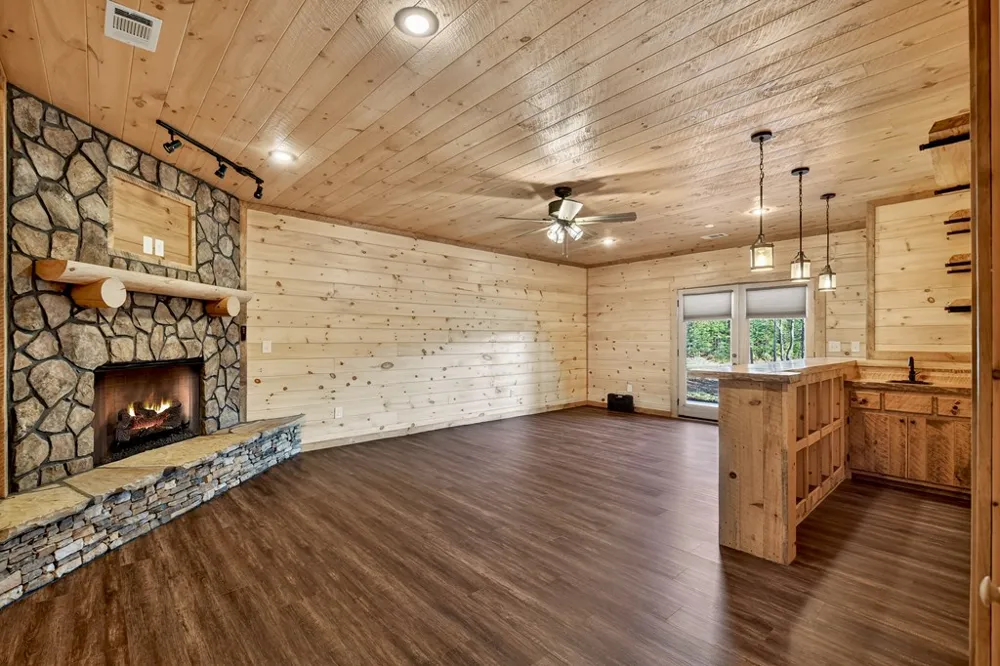 17 Dial Mountain Drive Blue Ridge, GA 30513