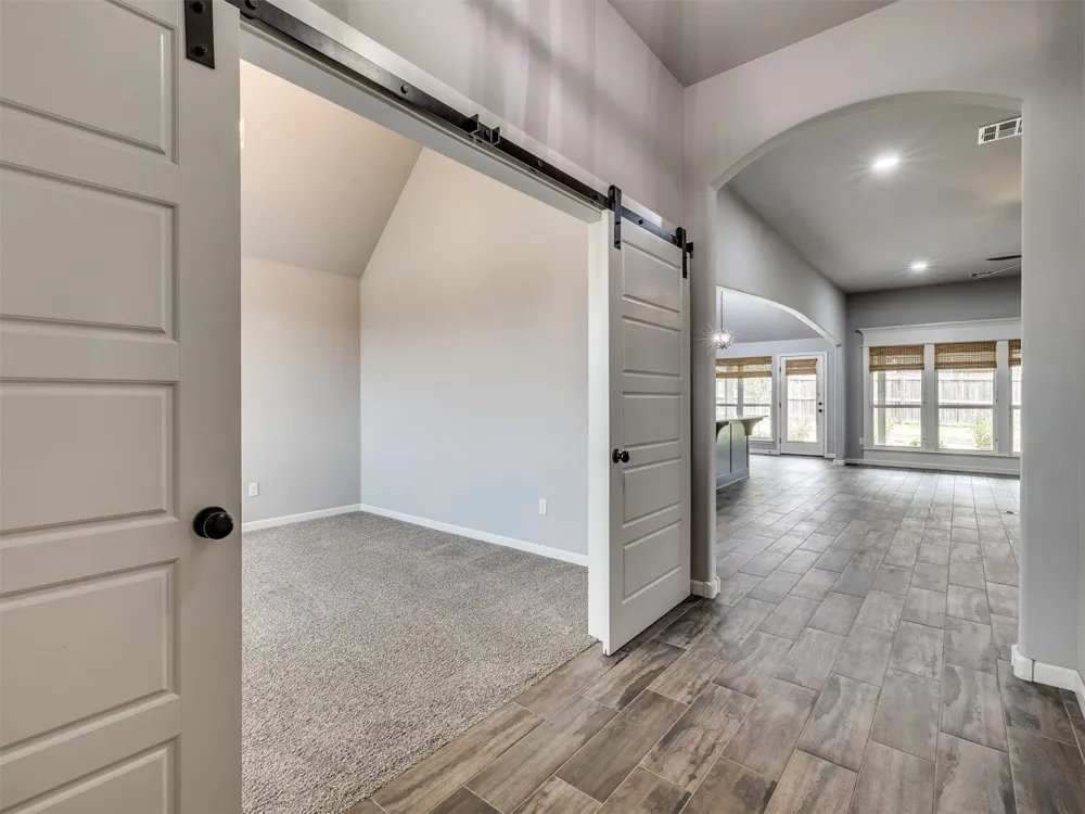 1610 E Roanoke Court Broken Arrow, OK 74011