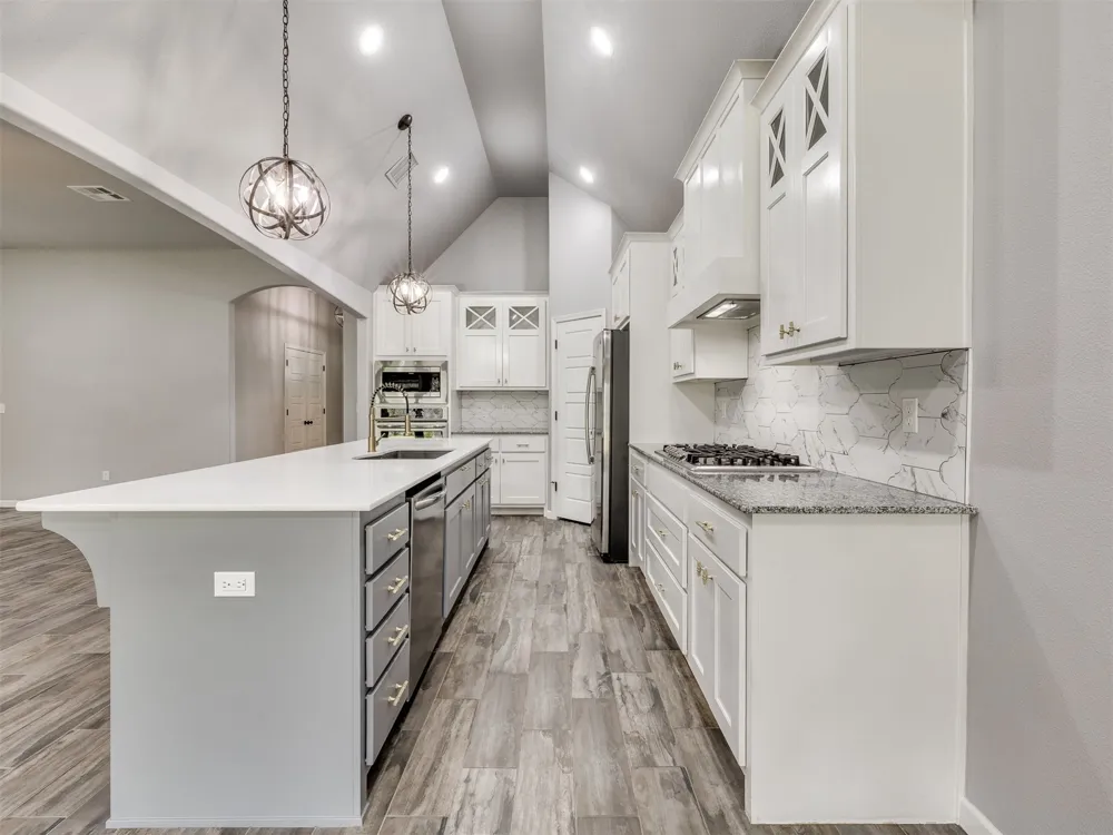 1610 E Roanoke Court Broken Arrow, OK 74011