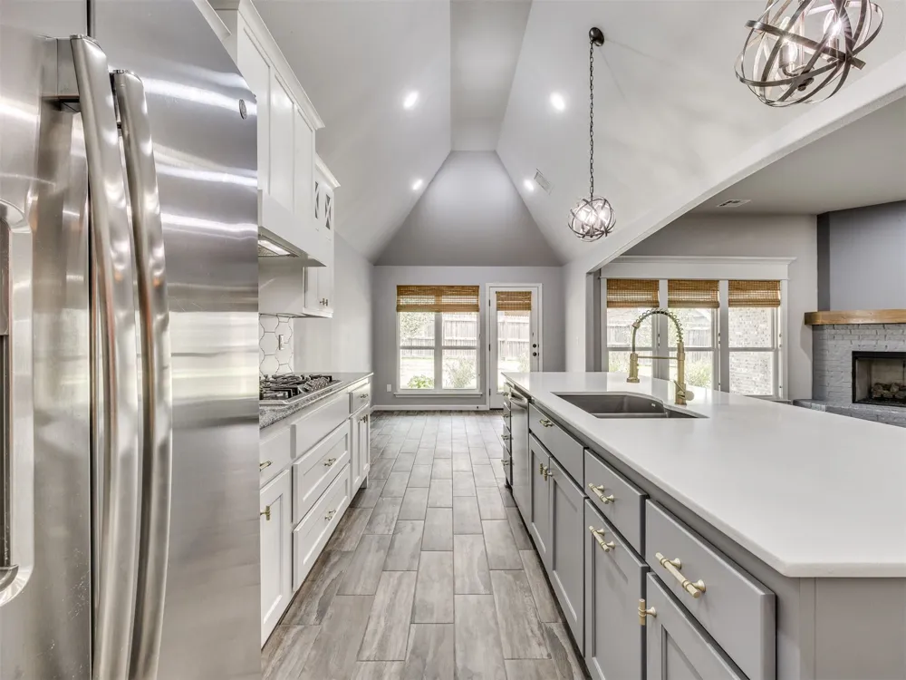 1610 E Roanoke Court Broken Arrow, OK 74011